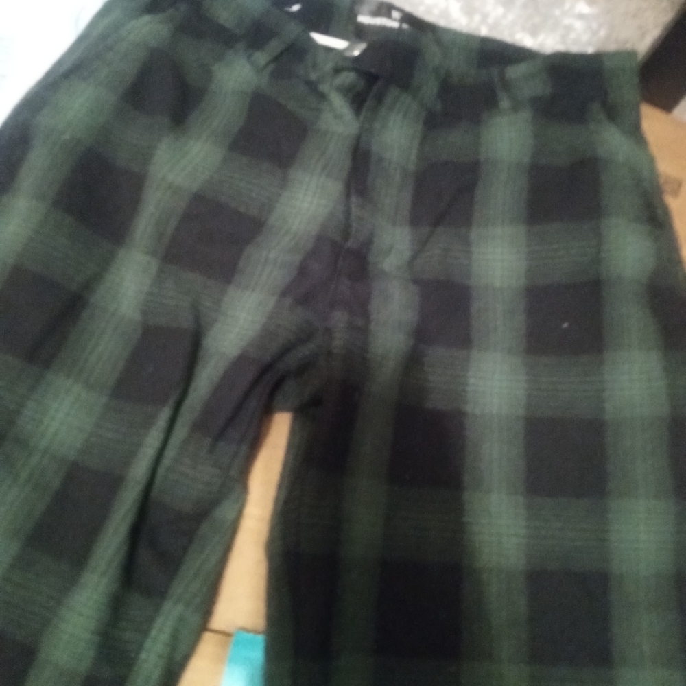 Green Black Pants White Houston